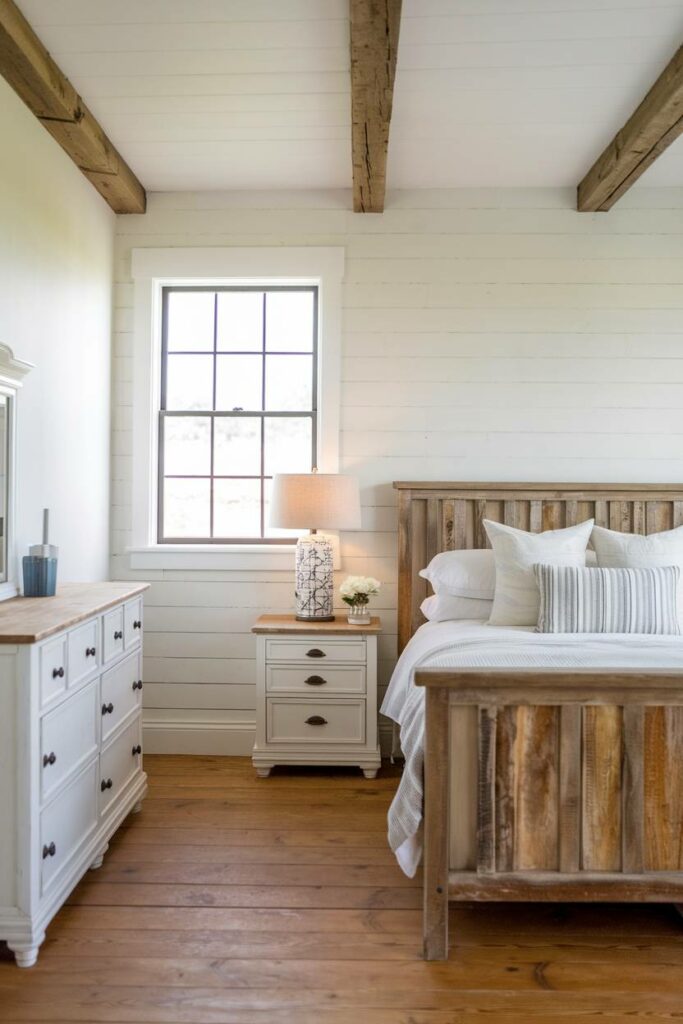 7. Minimalist Rustic Farmhouse Bedroom